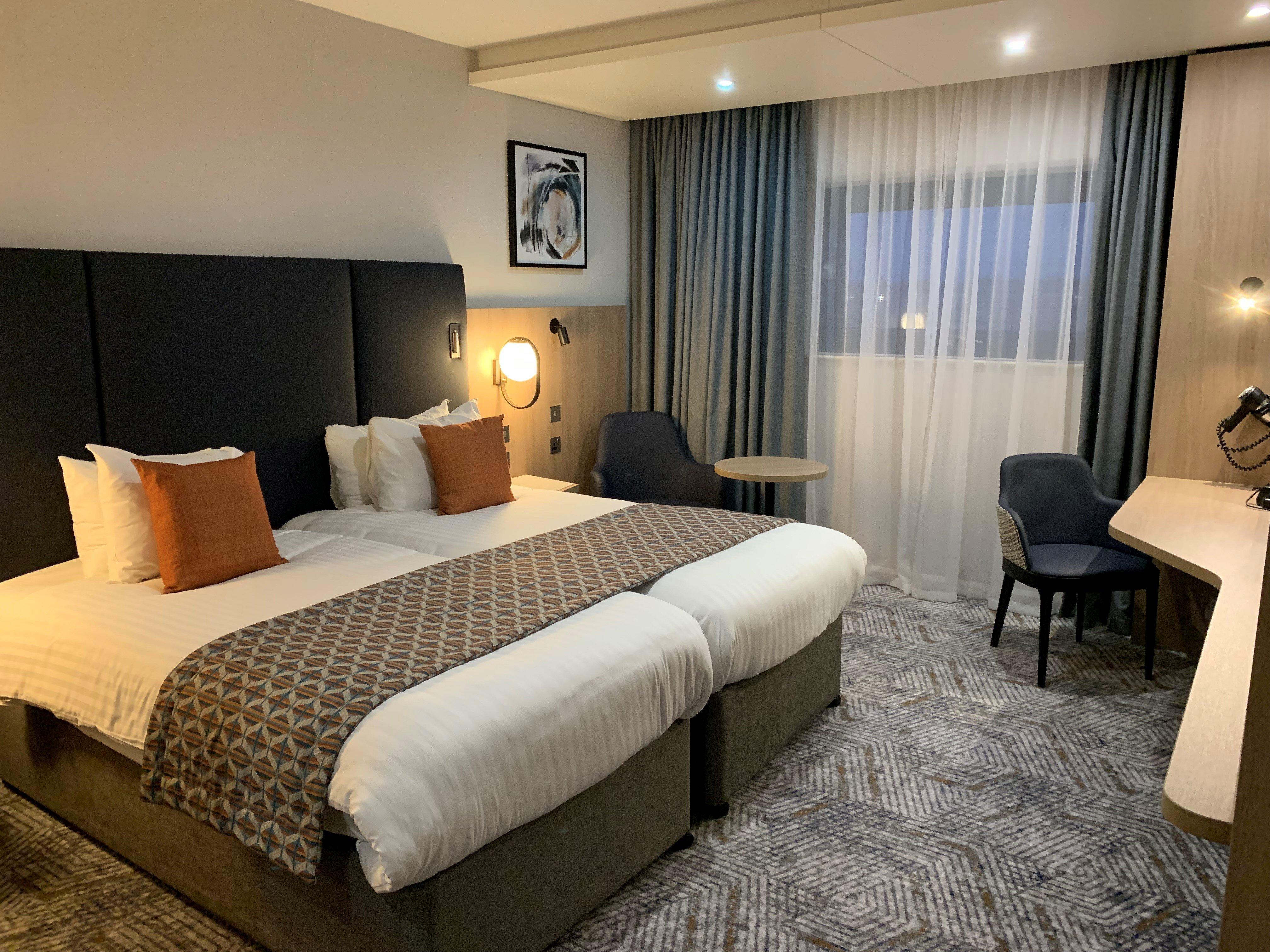 Crowne Plaza Reading Hotell Exteriör bild